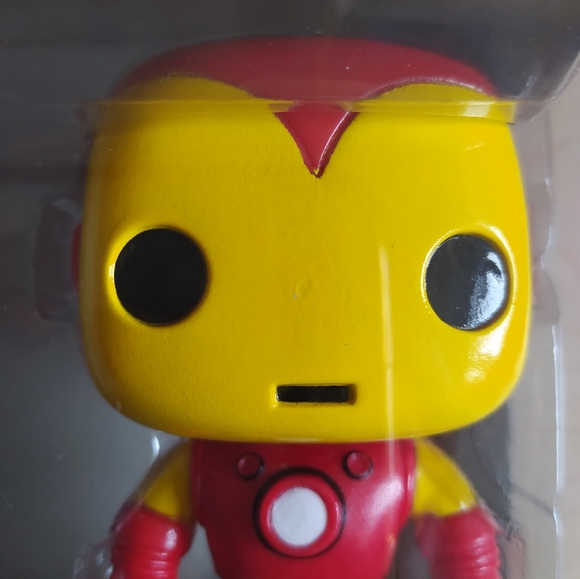 Funko Pop Marvel Iron Man Vinyl Bobble-head 04 - Picture 2 of 7